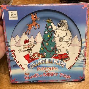 Discontinued Rudolph & Island of the Misfits Plate